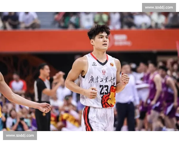 CBA 转会风暴:粤军追逐巴西锋霸,广厦冠军外援陷僵局,首钢新星逐梦 NBA CBA 转会风暴:粤军追逐巴西锋霸,广厦冠军外援陷僵局,首钢新星逐梦 NBA