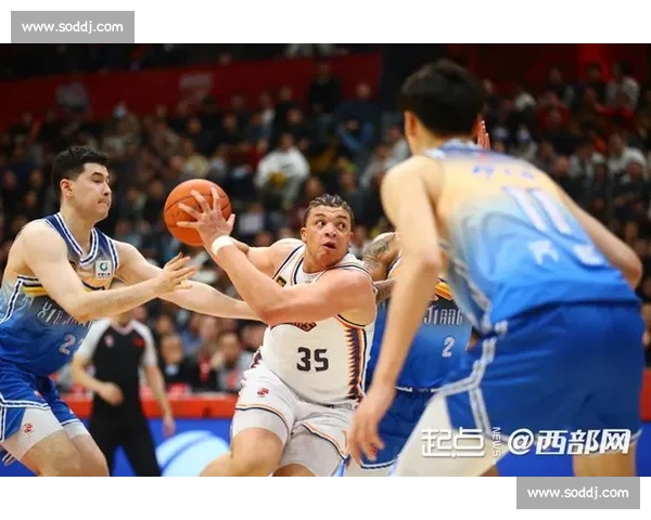 新疆篮球少年沪上亮剑,与久事 U17 队展开热血对决 新疆篮球少年沪上亮剑,与久事 U17 队展开热血对决